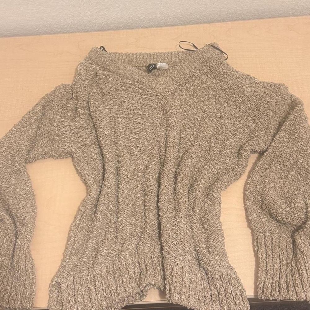 H&M Tan V-Neck Sweater